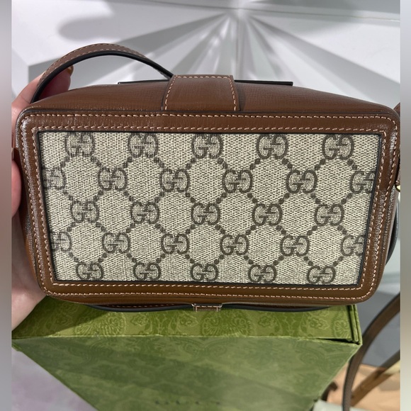 RARE AUTHENTIC GUCCI MINI TRUNK CROSSBODY- Full inclusion - Picture 2 of 16